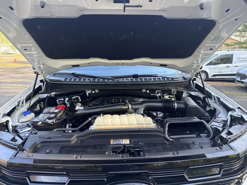 Certified 2025 Ford Expedition Platinum AWD/4WD image 27