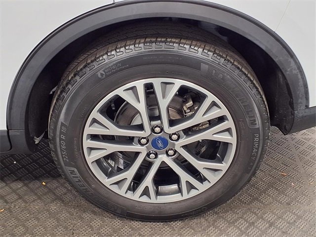 Certified 2021 Ford Escape SEL image 28