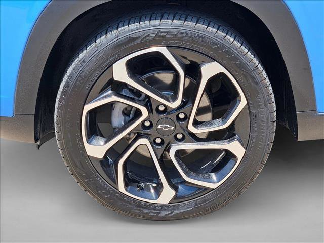Used 2024 Chevrolet Trax RS w/ Driver Confidence Package FWD image 24
