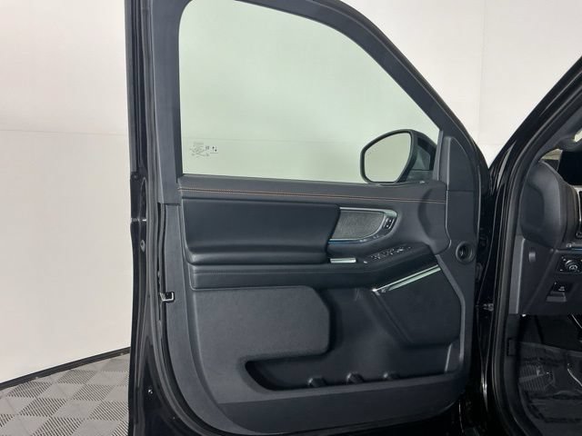 Certified 2025 Ford Expedition Tremor AWD/4WD image 13