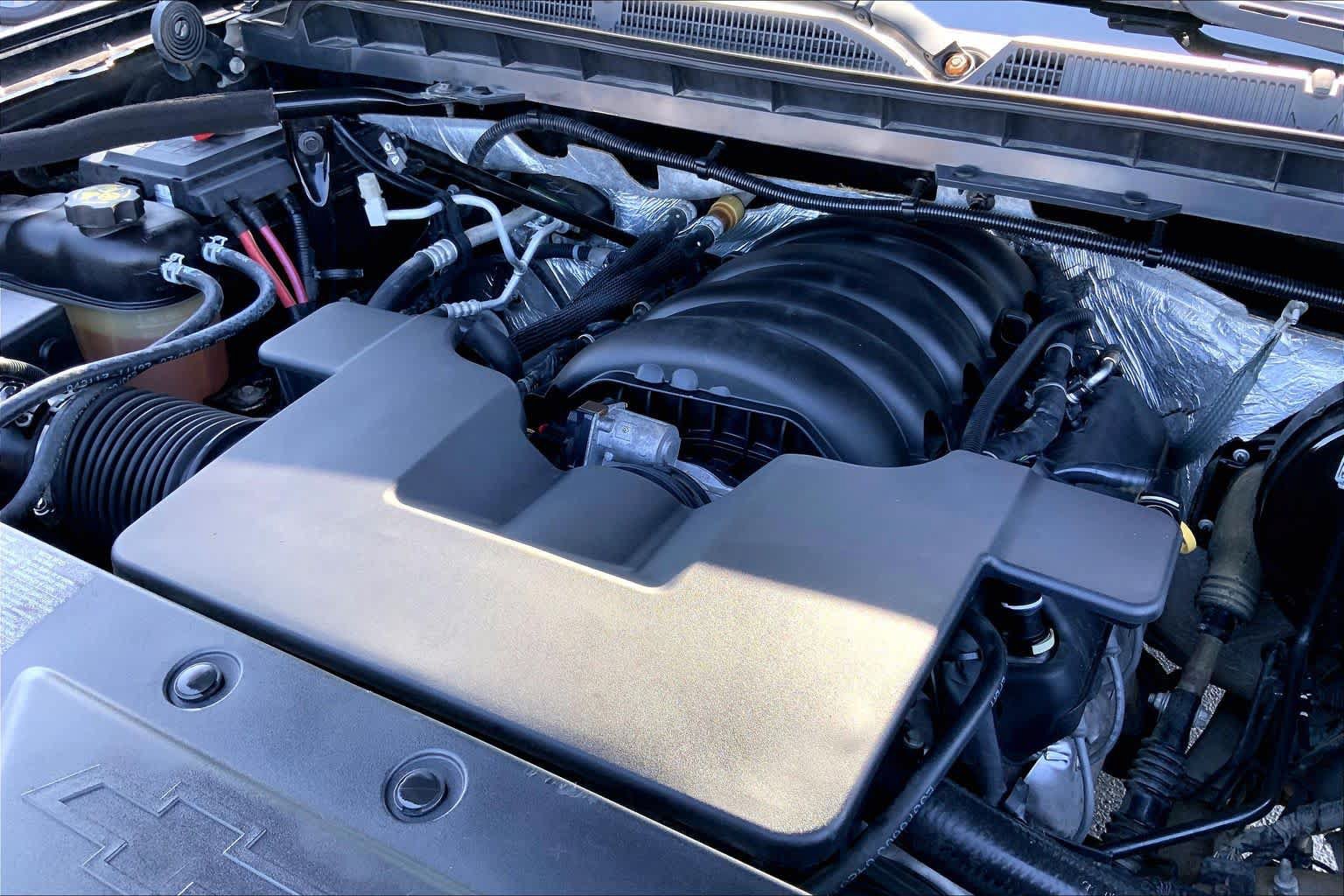 Used 2017 Chevrolet Silverado 1500 LT w/ Texas Edition RWD image 29