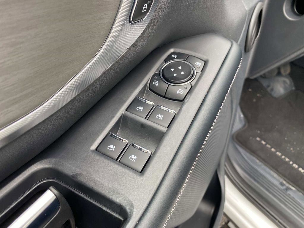 Certified 2025 Ford Expedition Max Platinum AWD/4WD image 20