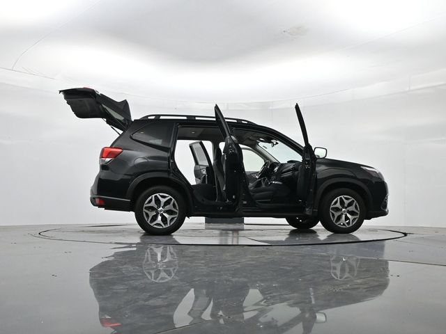 Used 2024 Subaru Forester Premium AWD/4WD image 56