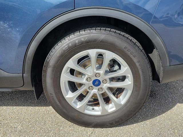 Certified 2020 Ford Escape SE image 9