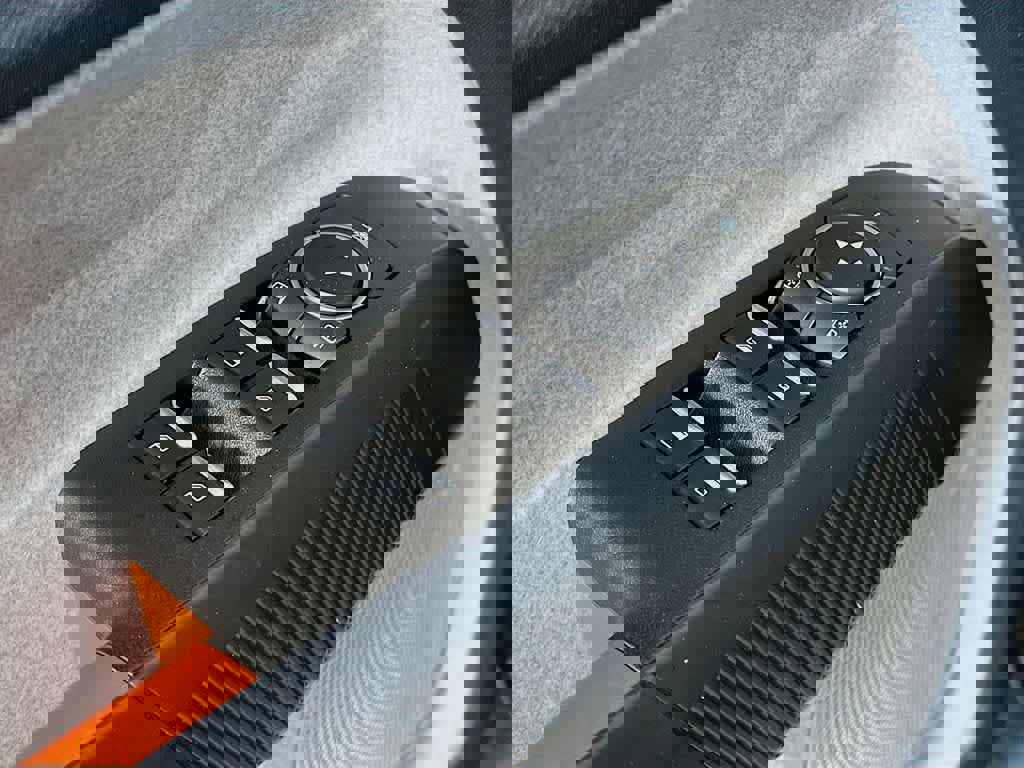 Certified 2022 Ford Maverick XLT image 28