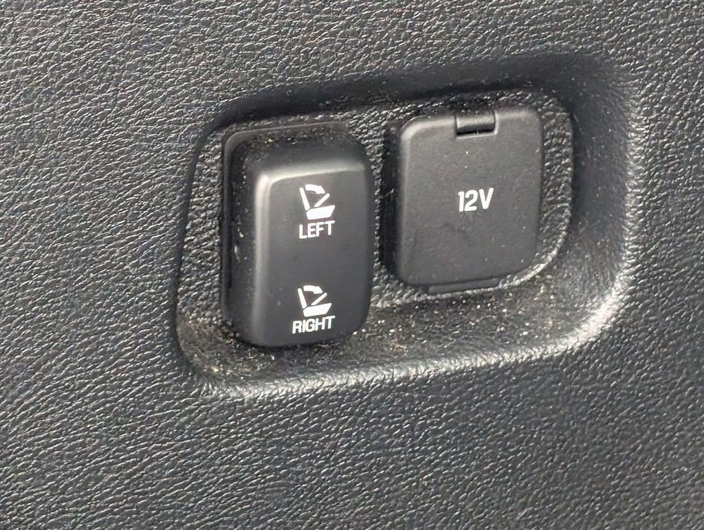 Certified 2017 Ford Edge Titanium w/ Equipment Group 301A image 20