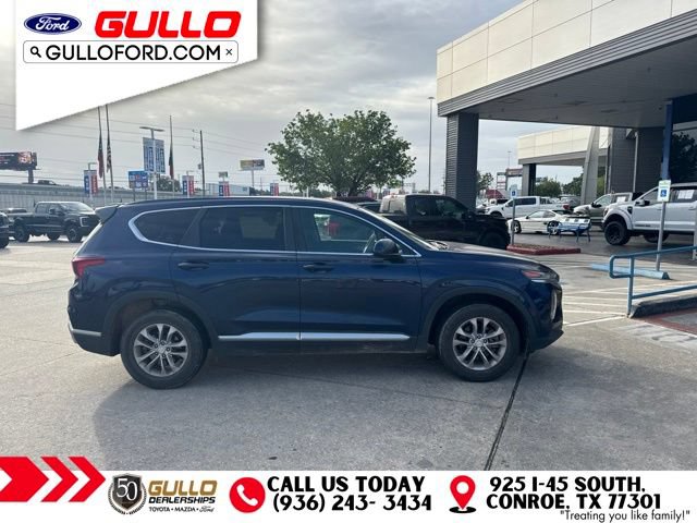Used 2019 Hyundai Santa Fe SE FWD image 2