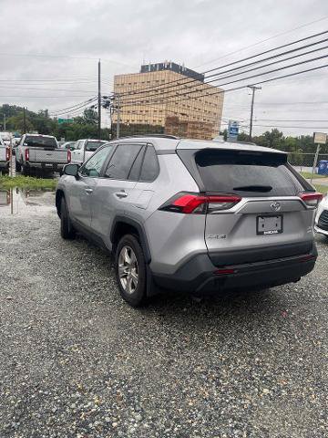 Used 2022 Toyota RAV4 XLE AWD/4WD image 5