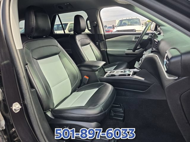 Certified 2024 Ford Explorer XLT w/ Equipment Group 202A RWD image 16