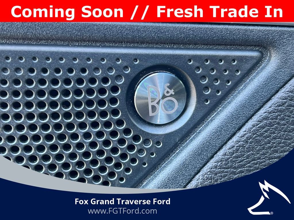 Certified 2024 Ford Edge Titanium w/ Class II Trailer Tow Package AWD/4WD image 19