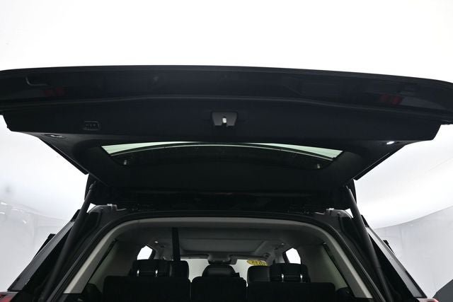 Certified 2025 Ford Expedition Platinum AWD/4WD image 14