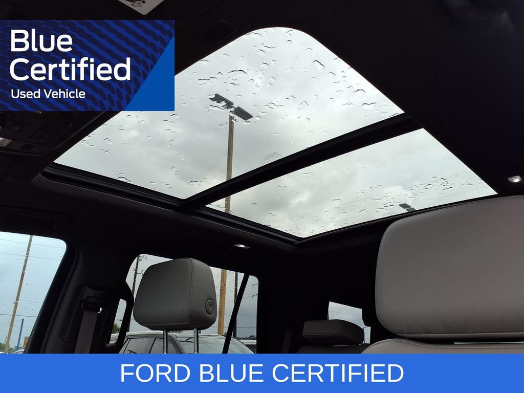 Used 2024 Chevrolet Tahoe Z71 w/ Luxury Package AWD/4WD image 21