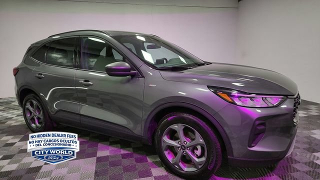 Certified 2025 Ford Escape ST-Line FWD image 8