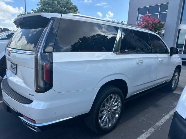 Used 2024 Cadillac Escalade ESV Premium Luxury w/ Performance Package AWD/4WD image 3