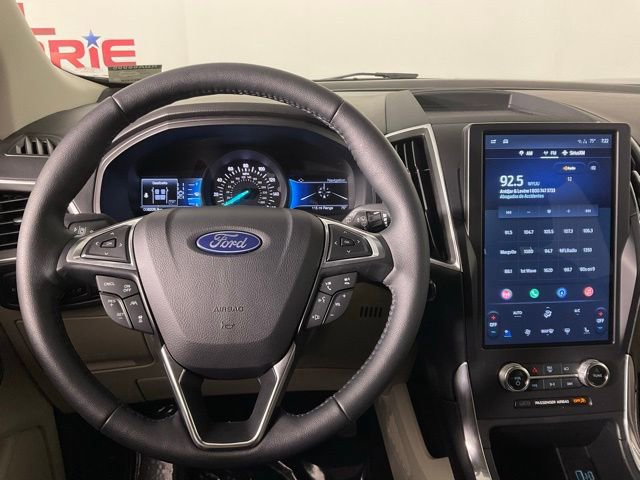Certified 2024 Ford Edge Titanium w/ Equipment Group 301A image 17