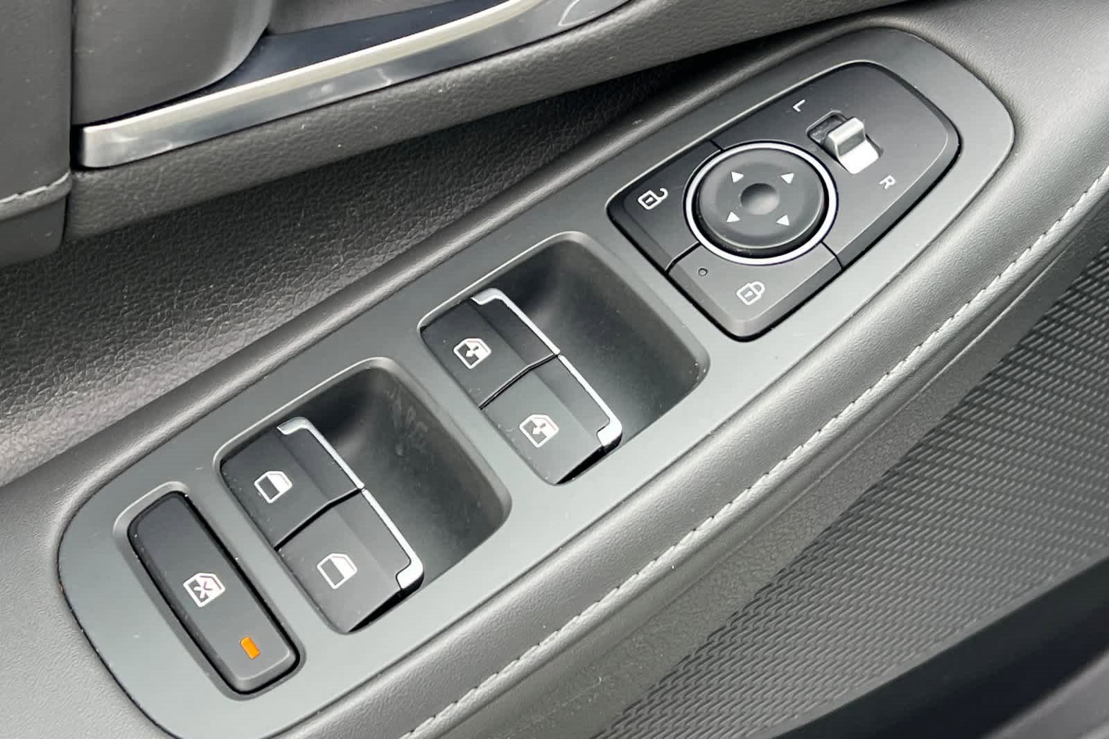 Used 2020 Hyundai Sonata Limited image 14