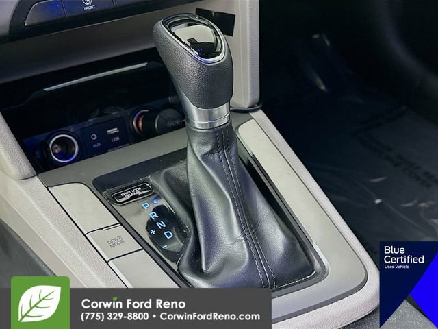 Used 2018 Hyundai Elantra SE image 19
