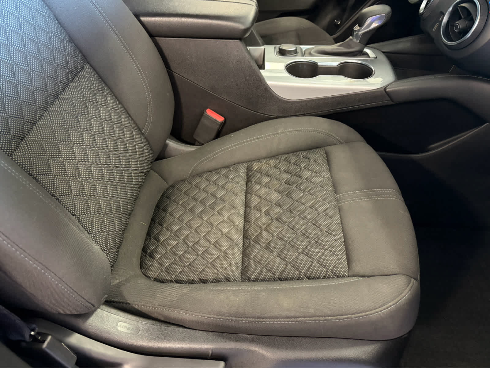 Used 2022 Chevrolet Blazer LT AWD/4WD image 39