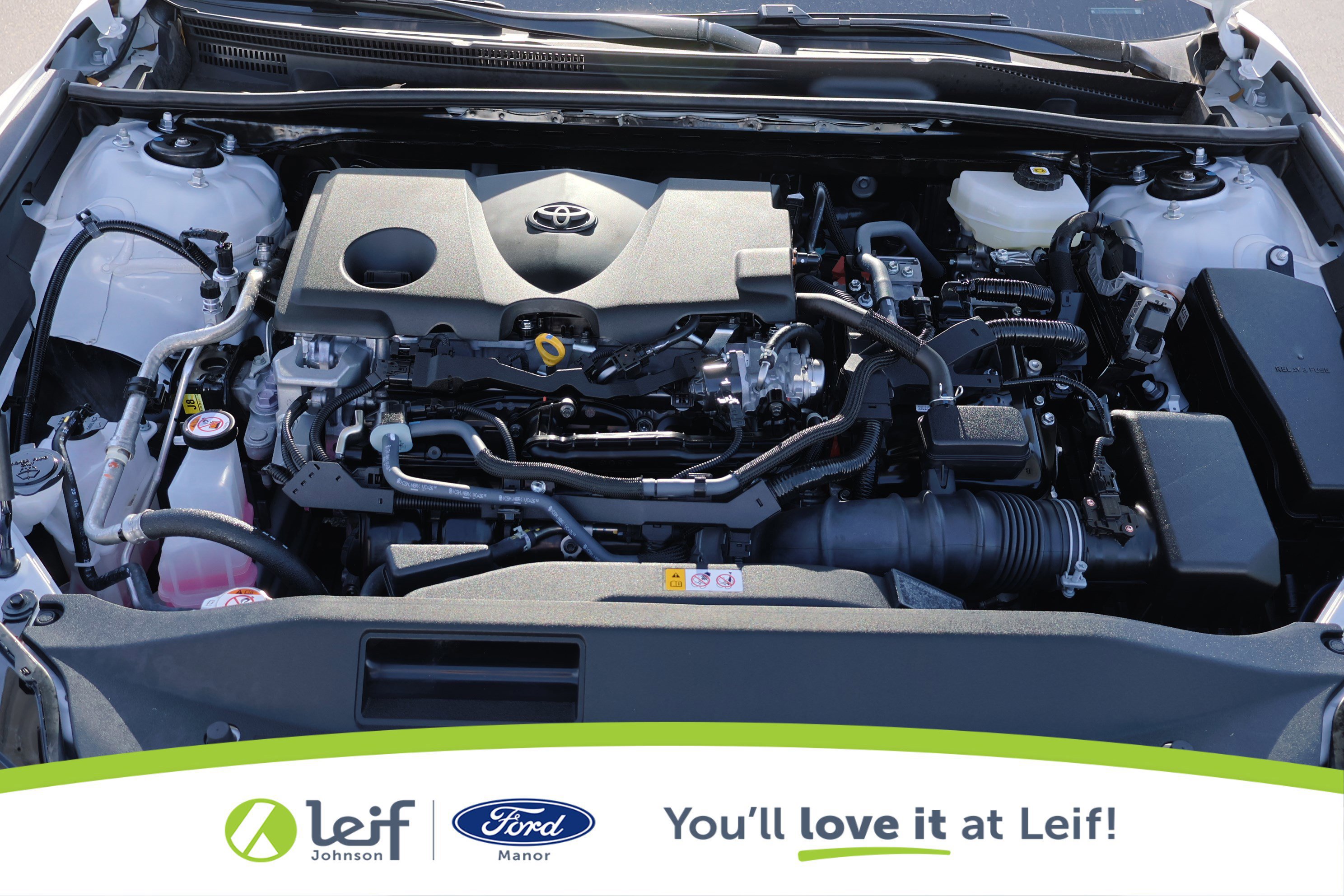 Used 2025 Toyota Camry SE image 36