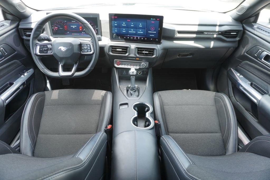 Certified 2025 Ford Mustang Coupe RWD image 15