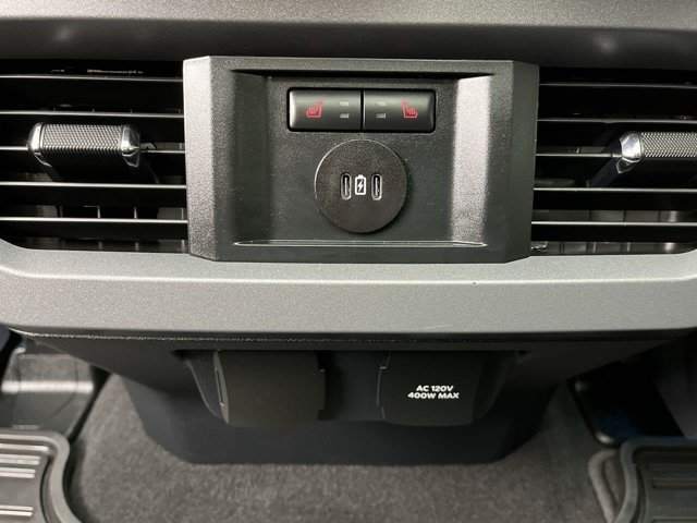 Certified 2024 Ford F250 Lariat w/ Lariat Ultimate Package AWD/4WD image 16