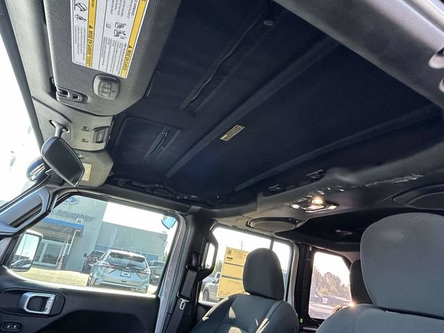 Used 2020 Jeep Wrangler Unlimited Sport AWD/4WD image 19