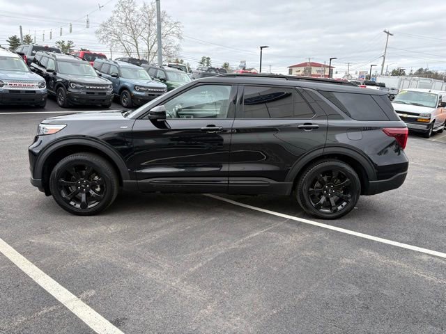 Certified 2023 Ford Explorer ST-Line w/ Class IV Trailer Tow Package image 2