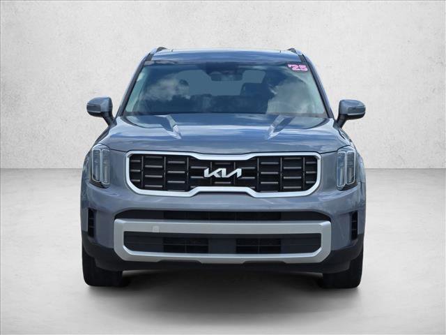 Used 2025 Kia Telluride S FWD image 2