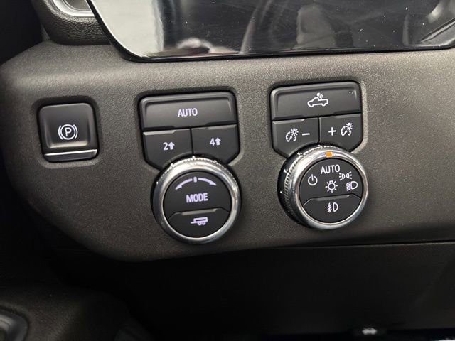 Used 2022 GMC Sierra 1500 Elevation AWD/4WD image 18