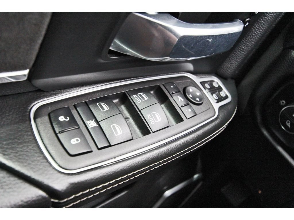 Used 2024 RAM 2500 Laramie w/ Sport Appearance Package AWD/4WD image 19