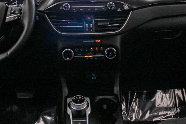 Certified 2022 Ford Escape SEL w/ SEL Stealth AWD Package image 23