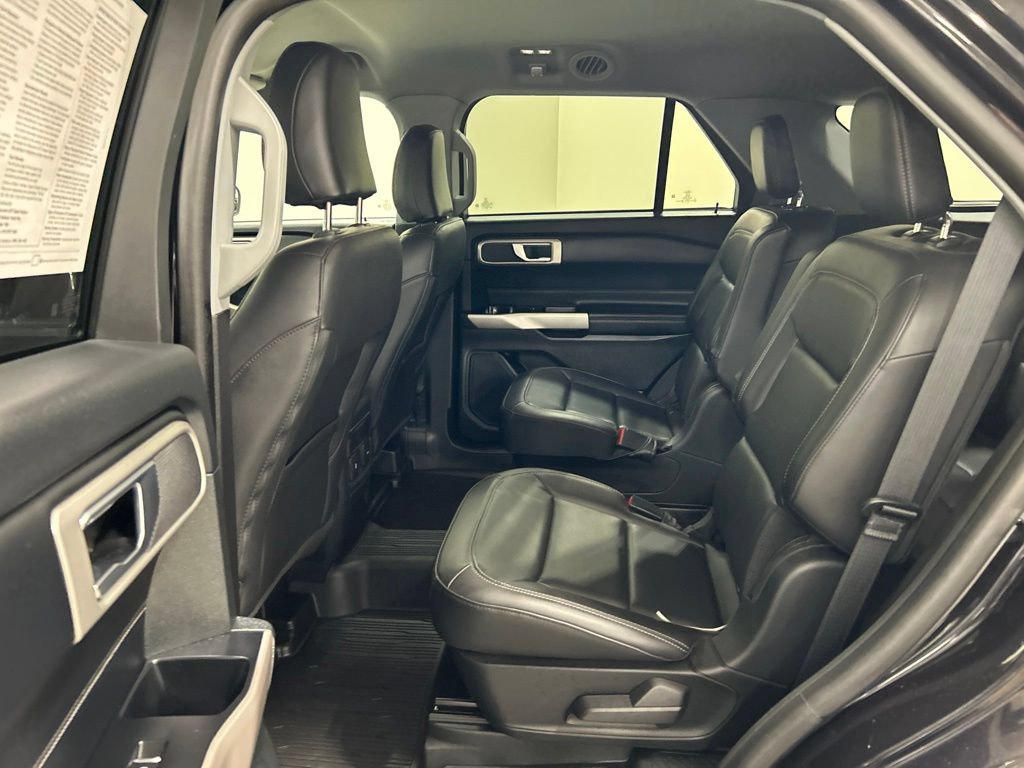 Certified 2023 Ford Explorer XLT w/ Equipment Group 202A AWD/4WD image 26