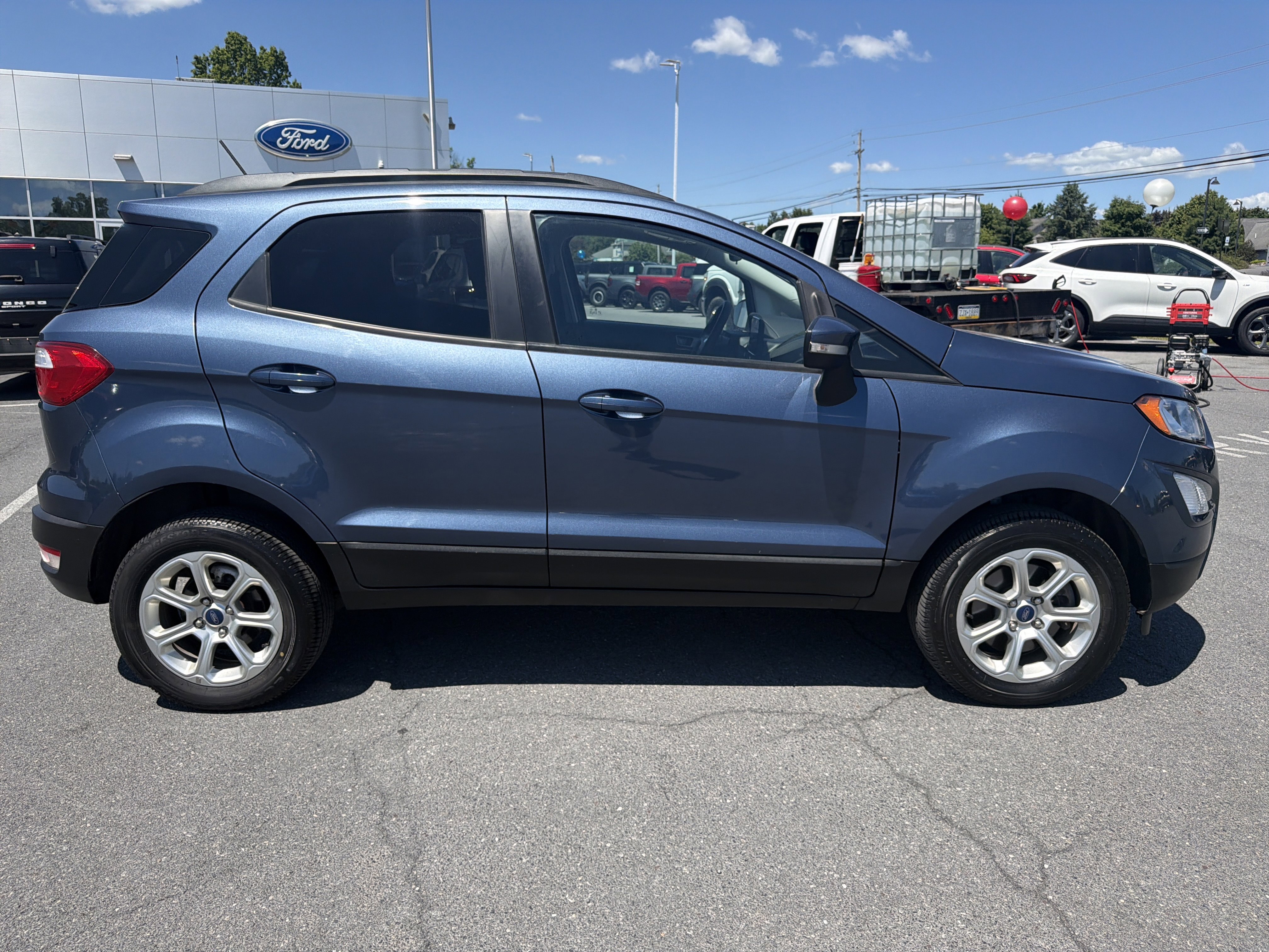 Certified 2022 Ford EcoSport SE w/ SE Convenience Package AWD/4WD image 2
