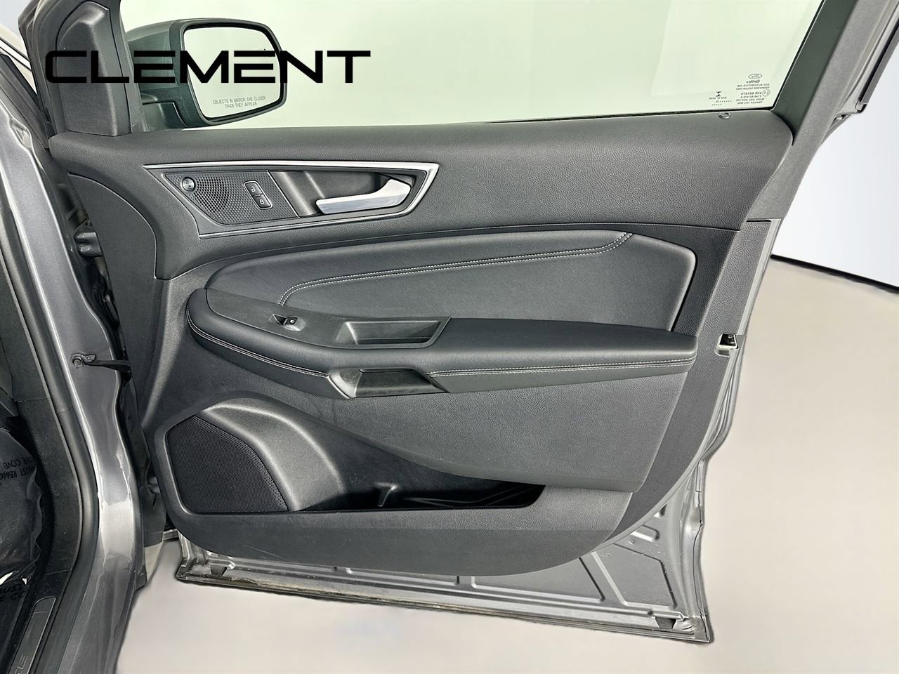 Certified 2022 Ford Edge Titanium image 34