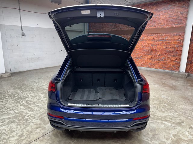 Used 2024 Audi Q3 2.0T Premium image 27