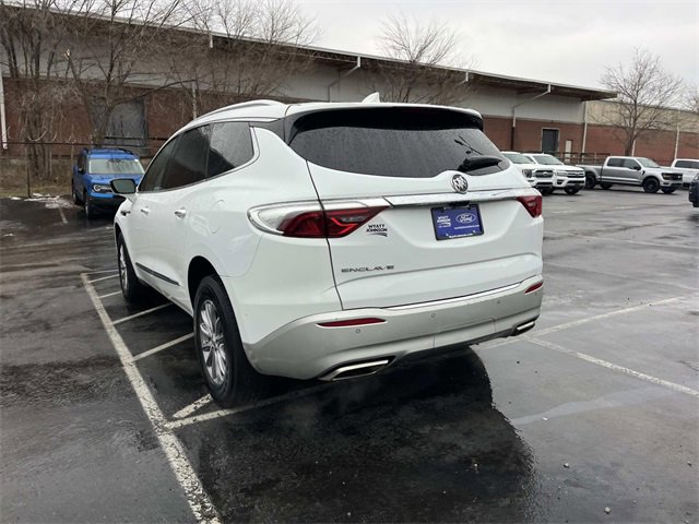 Used 2024 Buick Enclave Premium image 5