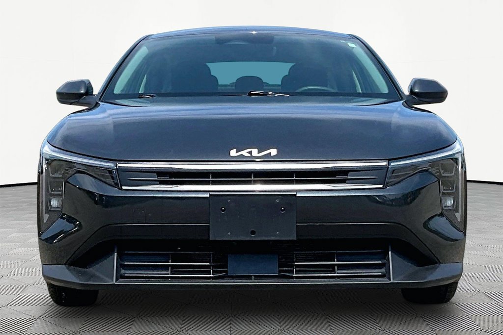 Used 2025 Kia K4 FWD image 3