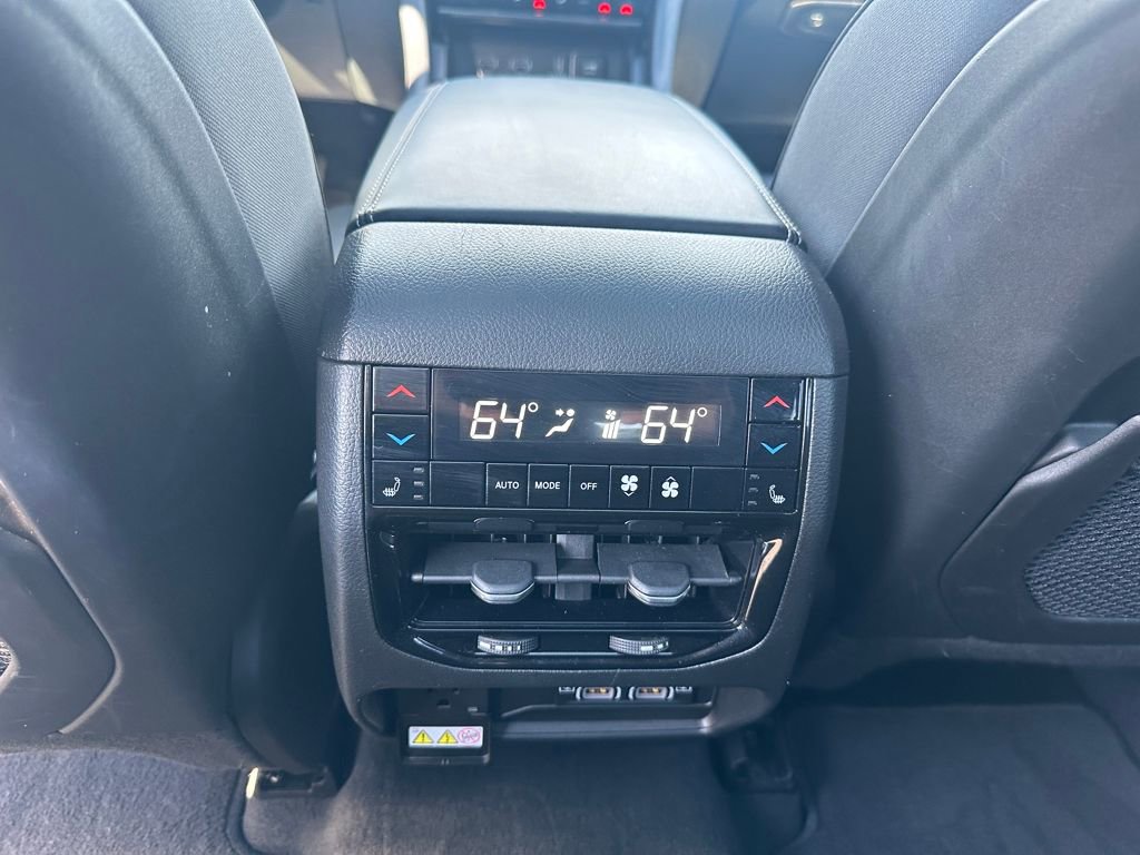 Used 2023 Jeep Grand Cherokee Overland w/ Luxury Tech Group IV image 19