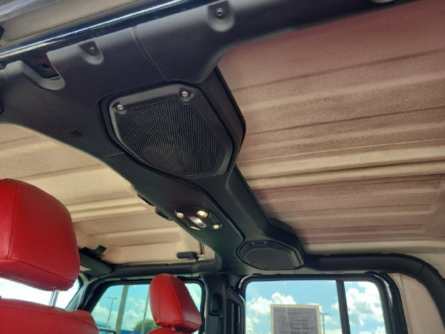 Used 2020 Jeep Gladiator Sport w/ Quick Order Package 24S AWD/4WD image 16