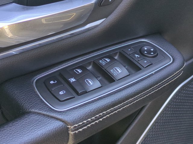 Used 2020 RAM 1500 Laramie AWD/4WD image 14