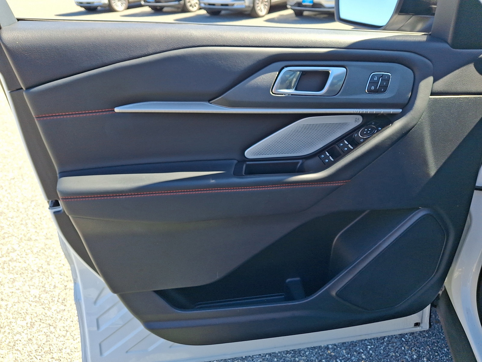 Certified 2025 Ford Explorer ST w/ Sun And Sound Package AWD/4WD image 13