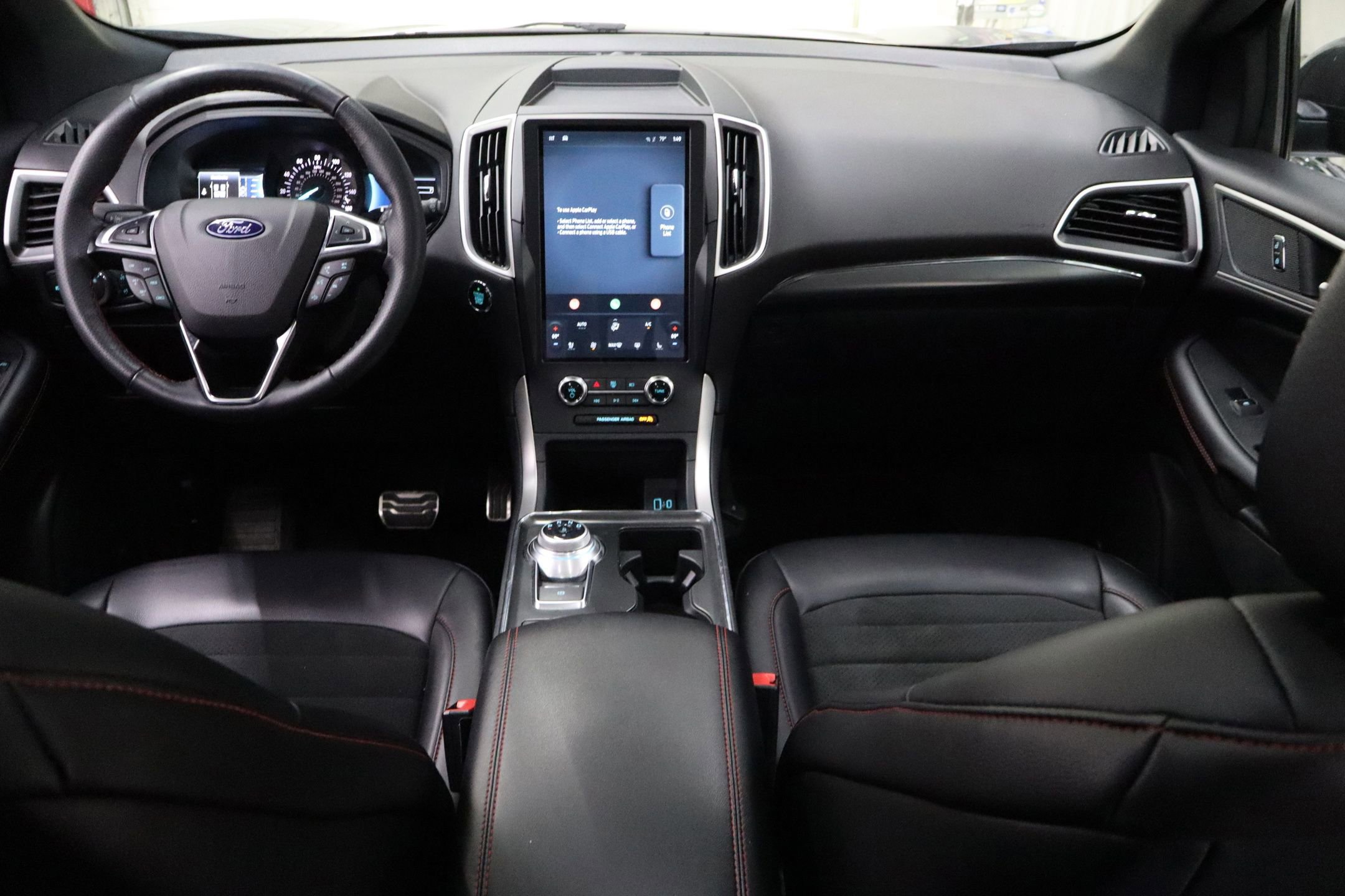 Certified 2024 Ford Edge ST-Line image 29