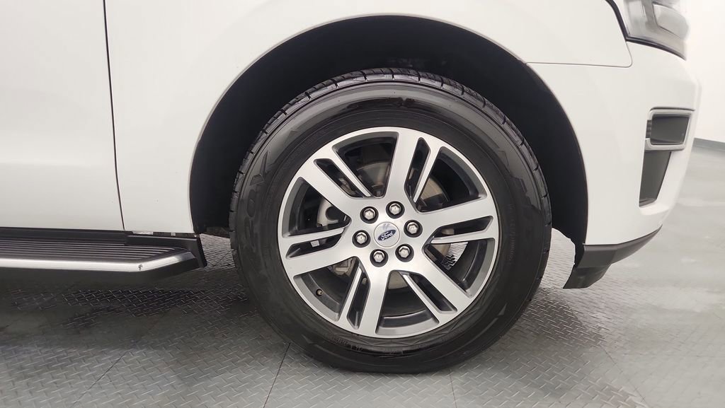 Certified 2023 Ford Expedition Limited AWD/4WD image 29