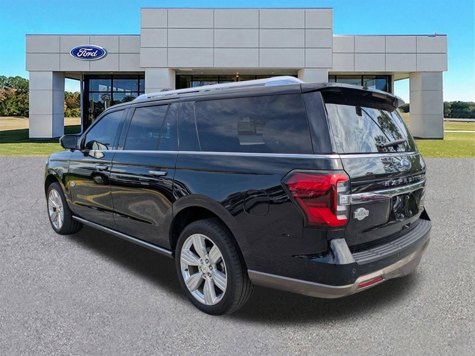 Certified 2023 Ford Expedition Max King Ranch AWD/4WD image 3