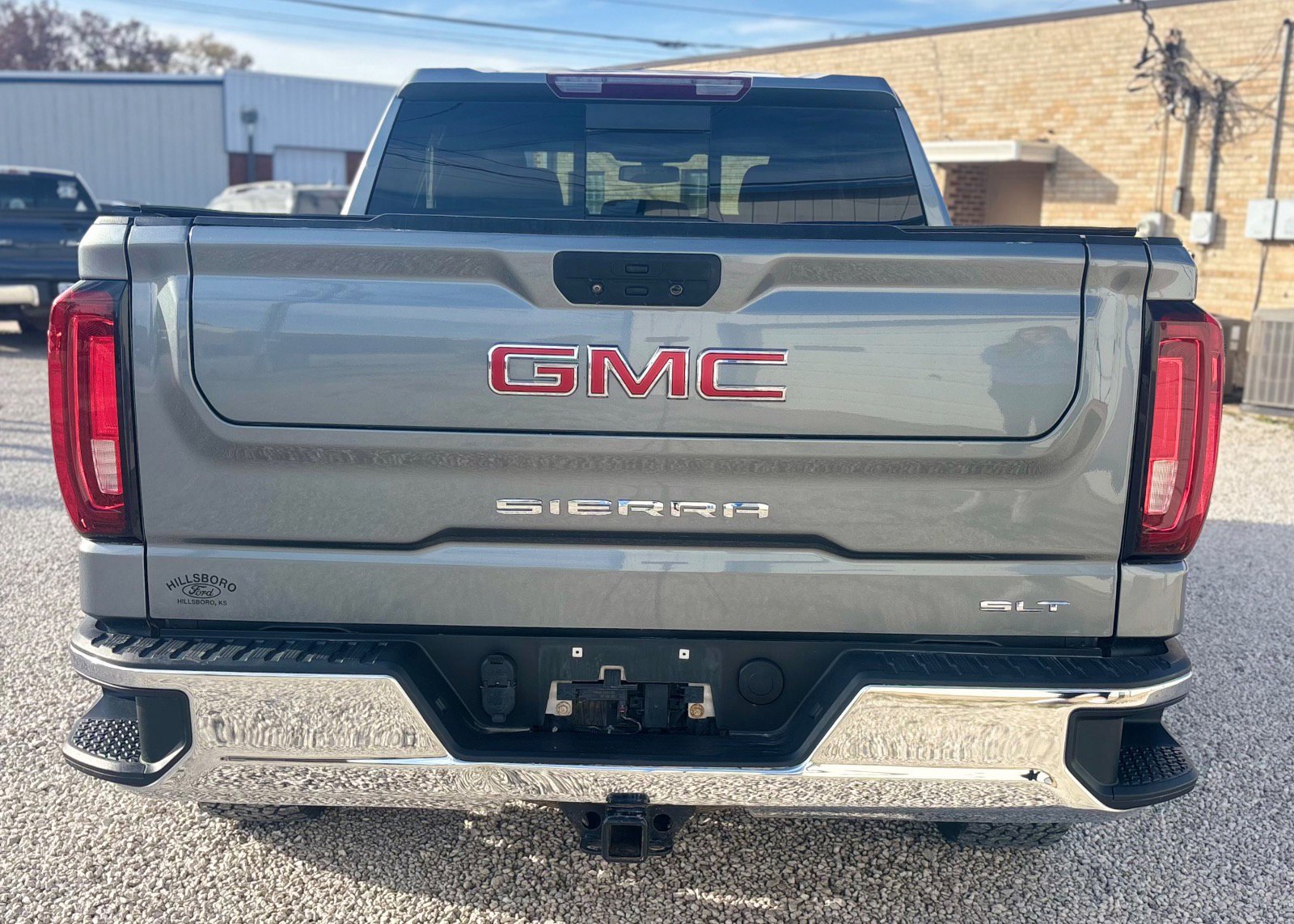 Used 2021 GMC Sierra 1500 SLT w/ SLT Premium Package image 4