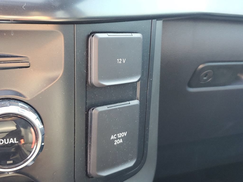 Certified 2024 Ford F150 Lariat AWD/4WD image 29