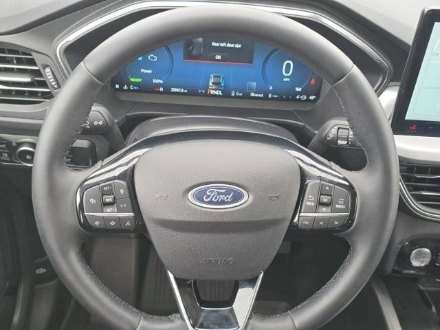 Certified 2025 Ford Escape SE w/ PHEV Premium Package FWD image 16