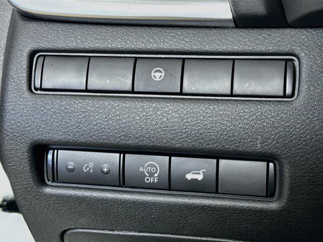 Used 2023 Nissan Rogue SL FWD image 27