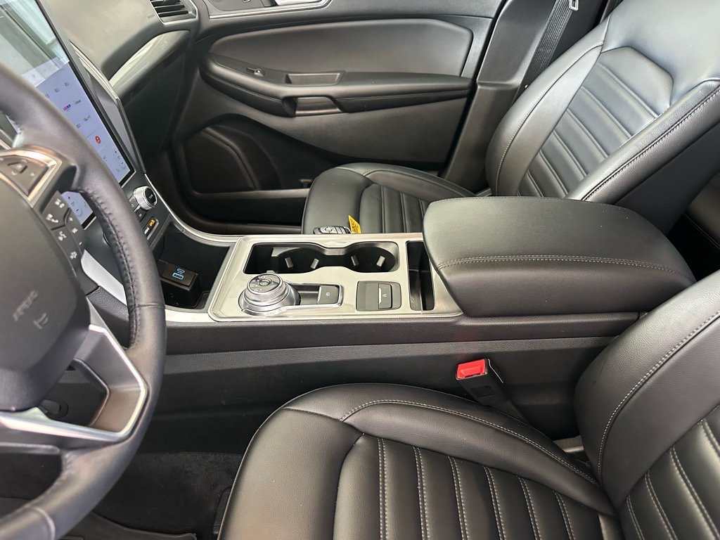 Certified 2023 Ford Edge SEL w/ Convenience Package image 19