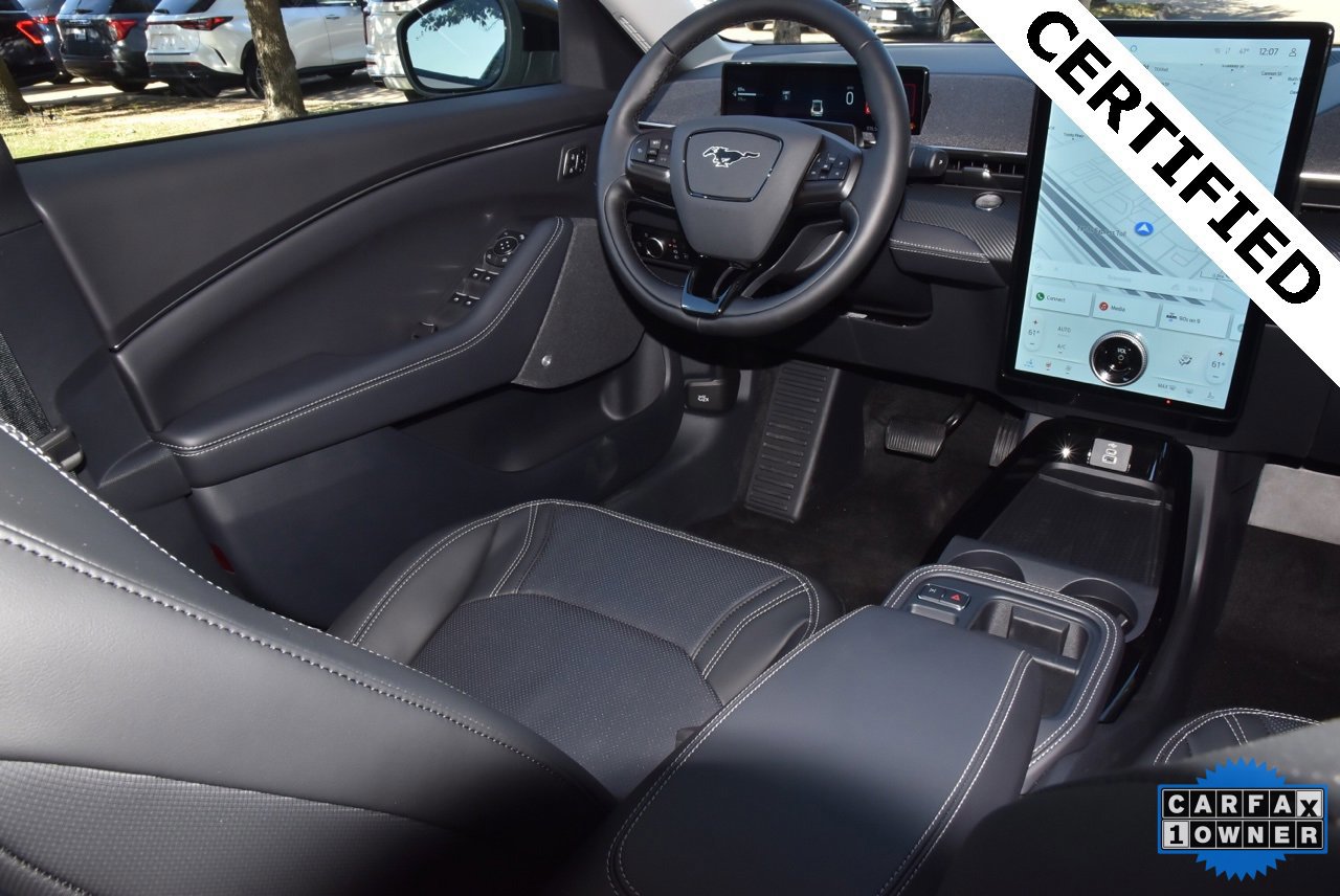 Certified 2025 Ford Mustang Mach-E Premium image 16